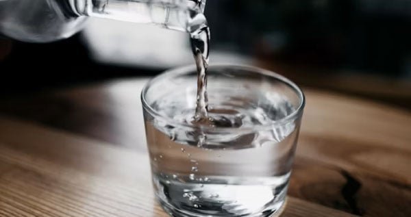 Berapa Banyak Air Putih yang Harus Diminum Setiap Hari?